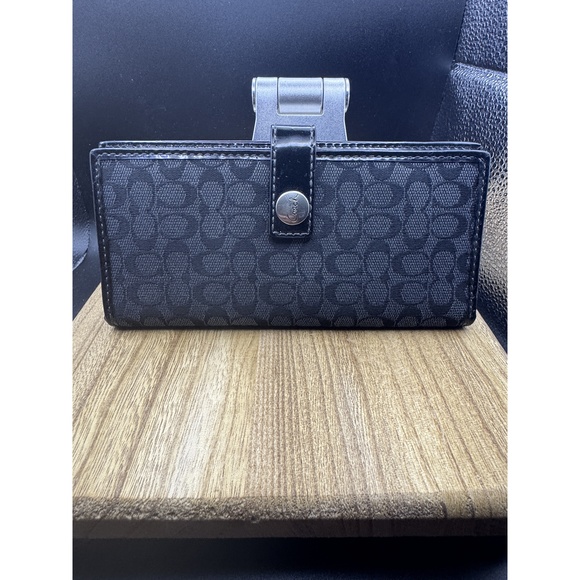 Coach Handbags - Coach Black Signature C Bifold Wallet
